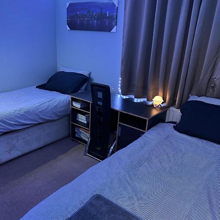 Apartamento London Gateway Get-Away Hounslow Exterior foto